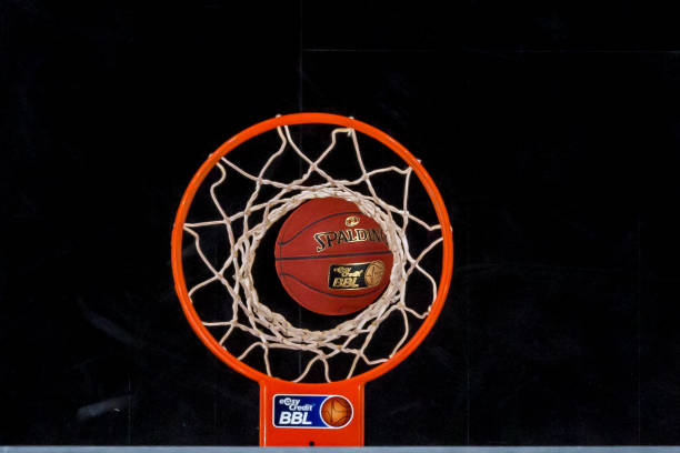 队友直接远 队友直接远