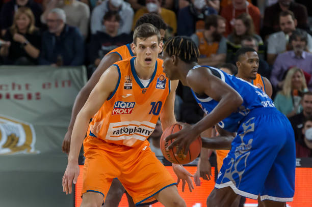 重新崛起的 重新崛起的