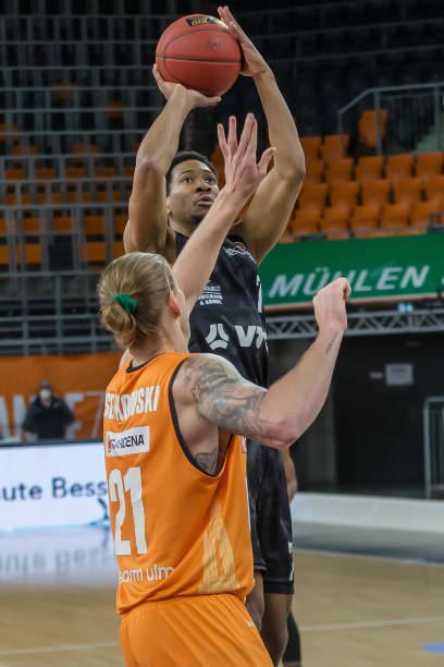 制作一个详 制作一个详